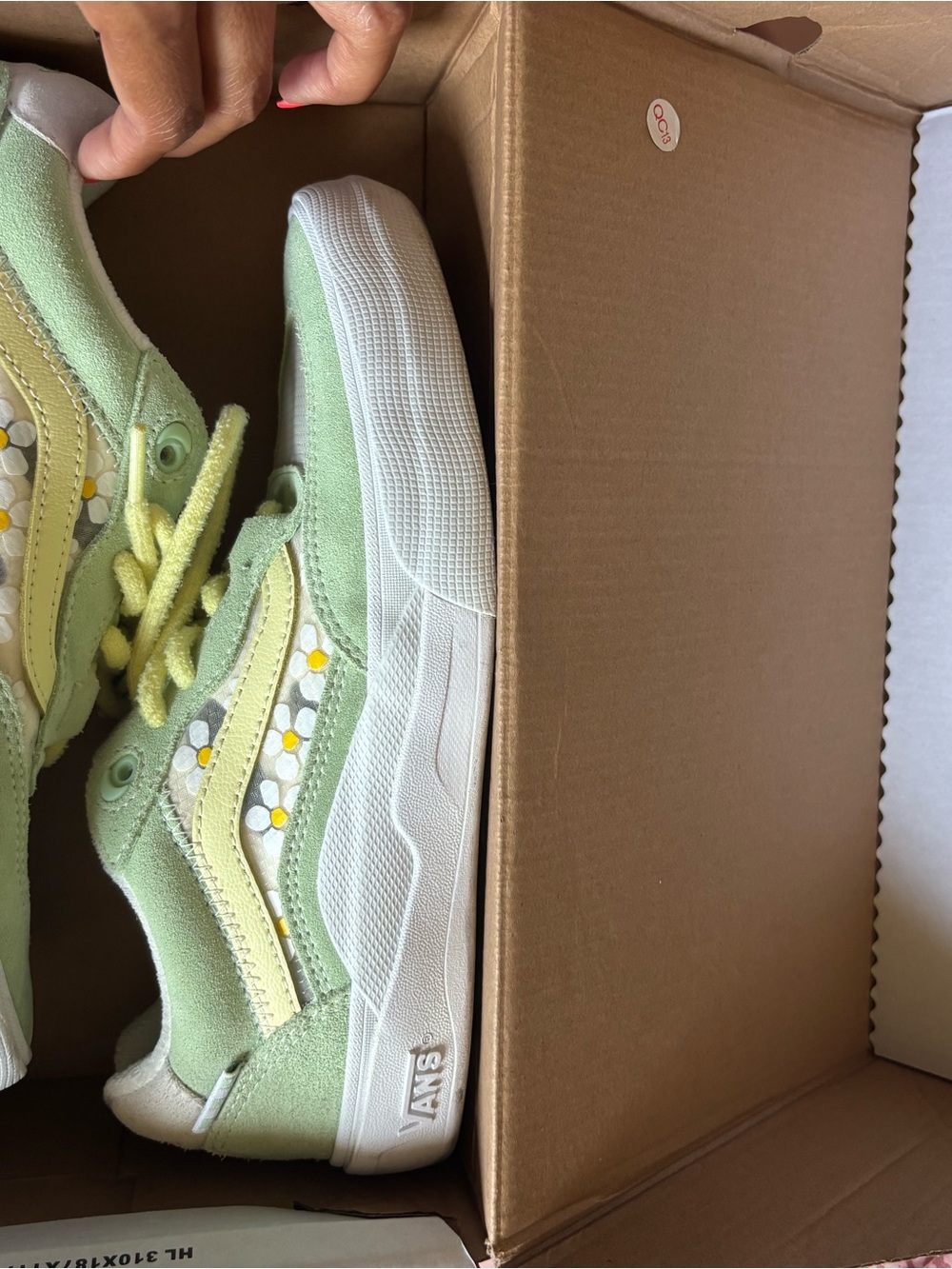 Vans Wayvee Kids 6 Women’s 8 - Picture 3 of 4